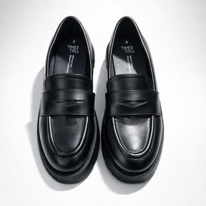 Time and Tru Mens Black Chunky Penny Loafers Lug Sole Memory Foam Size 8